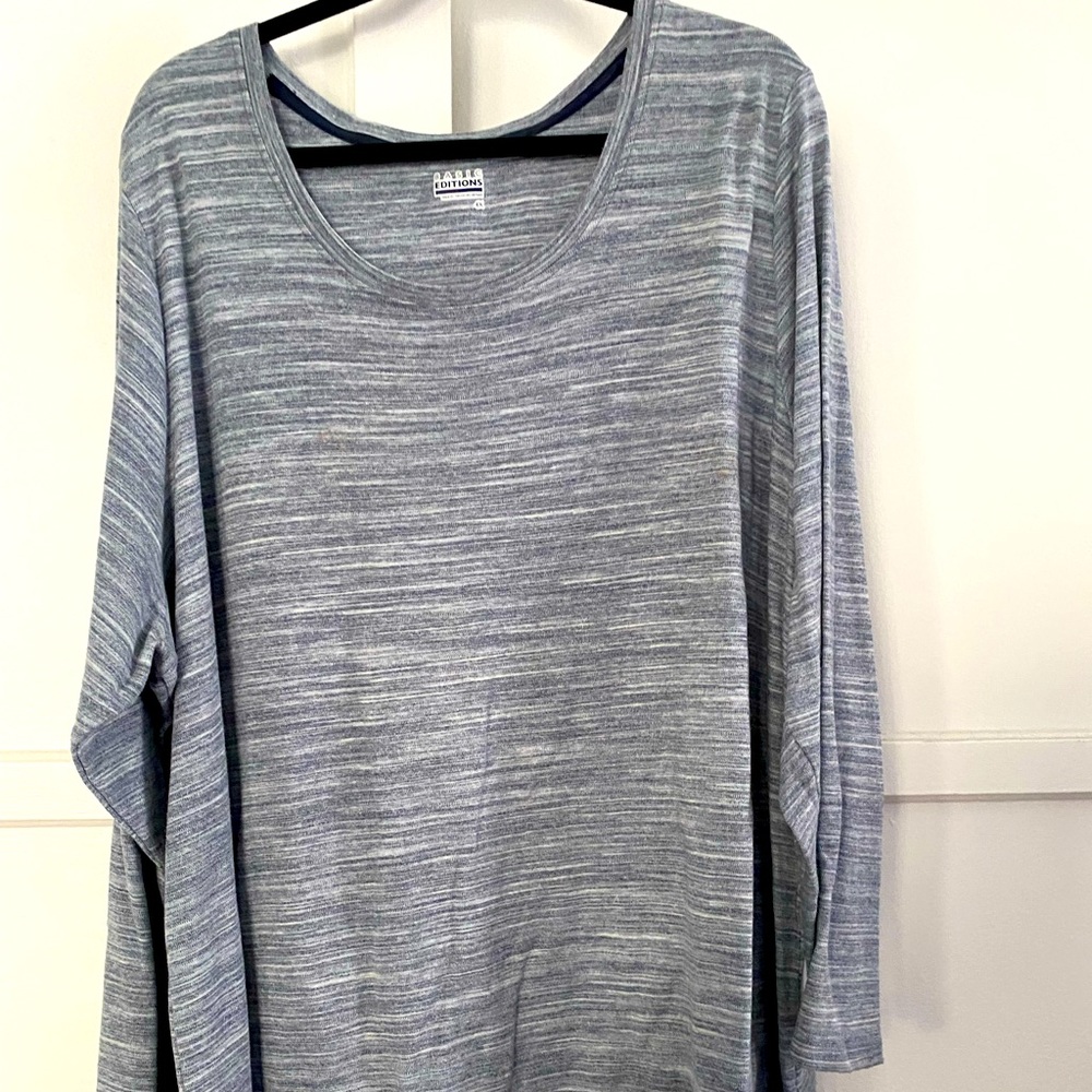 Grey shirt